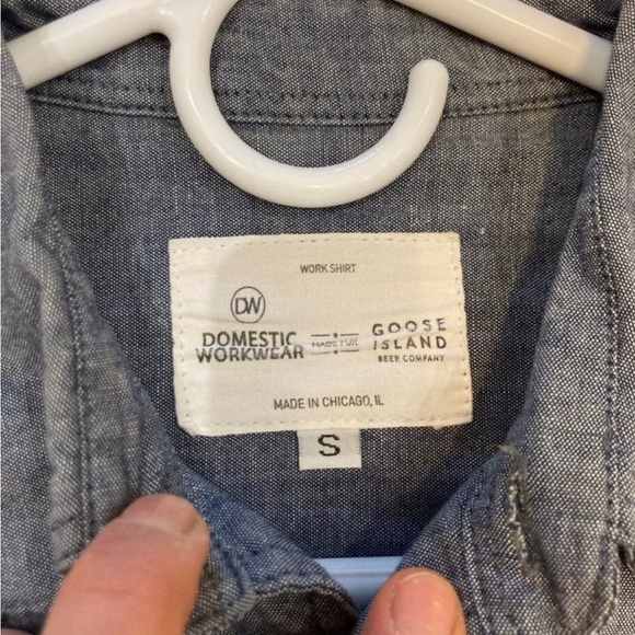 Goose Island Work Shirt!  Men’s small - Picture 3 of 5